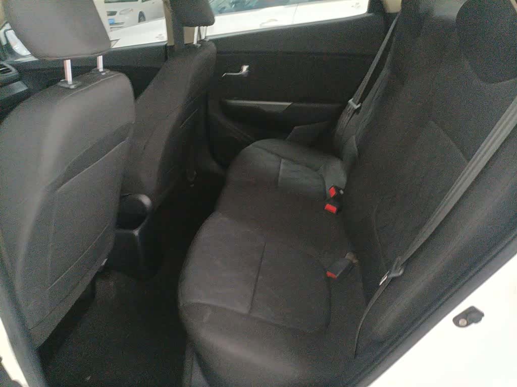 Kia K2, 2015 17