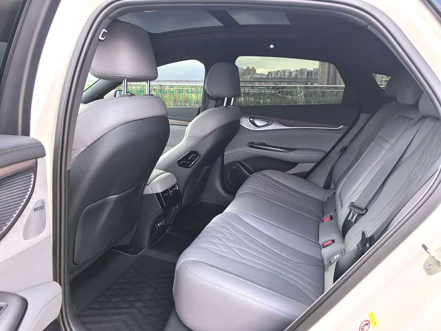 BYD Seal 2024, фото 7