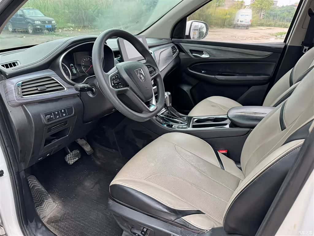 Wuling 730, 2020 13