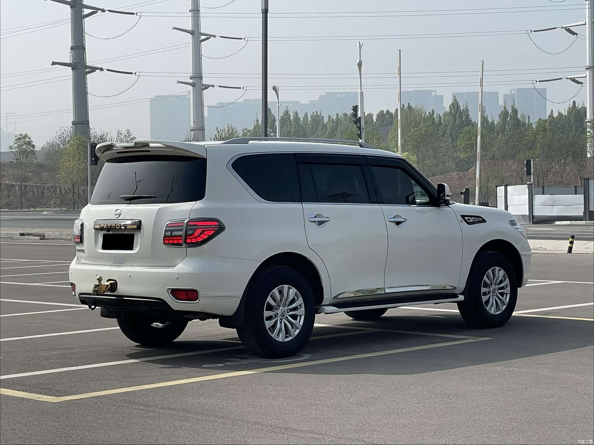 Nissan Patrol, 2017 4