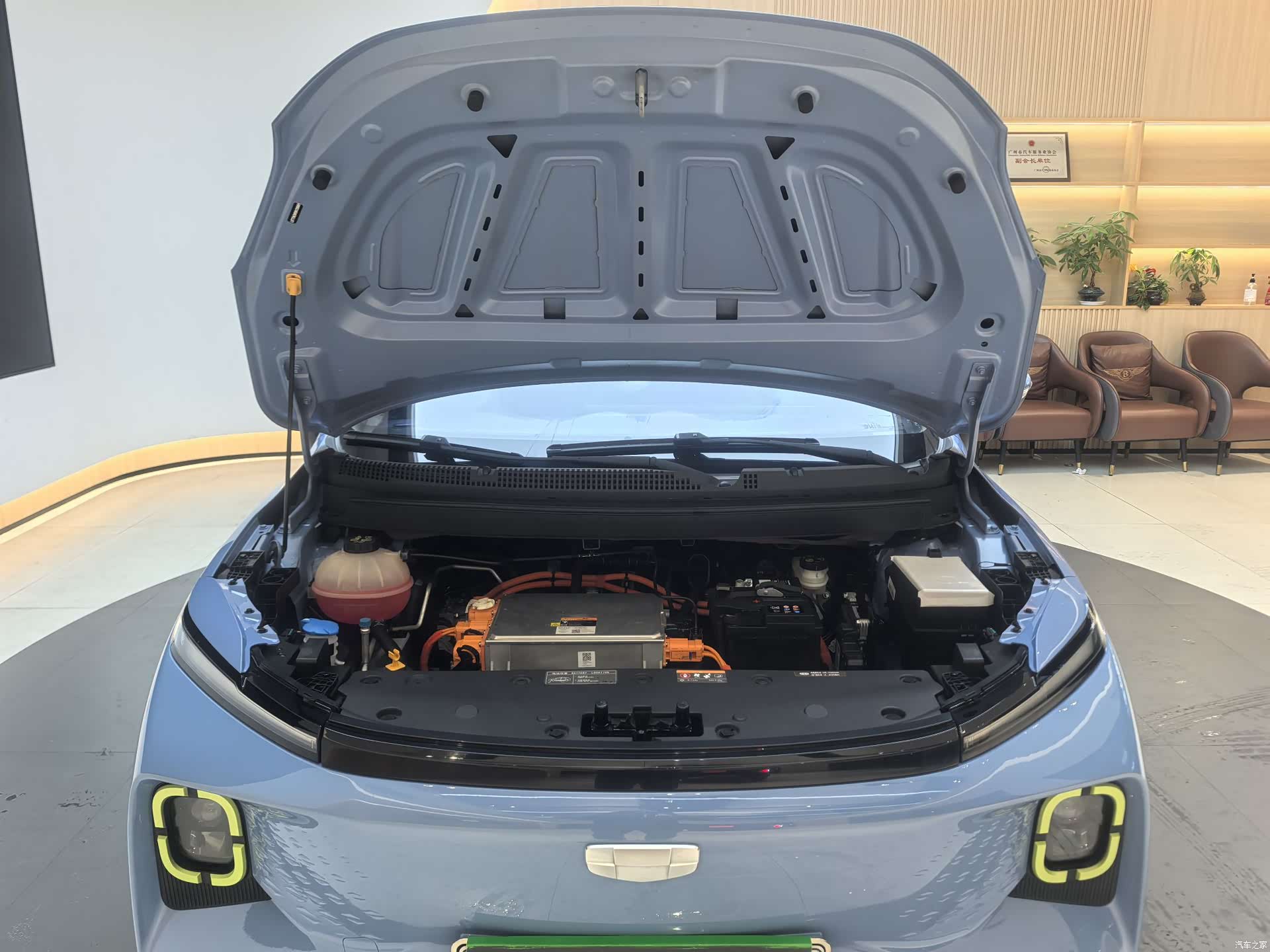 Geely E, 2023 24