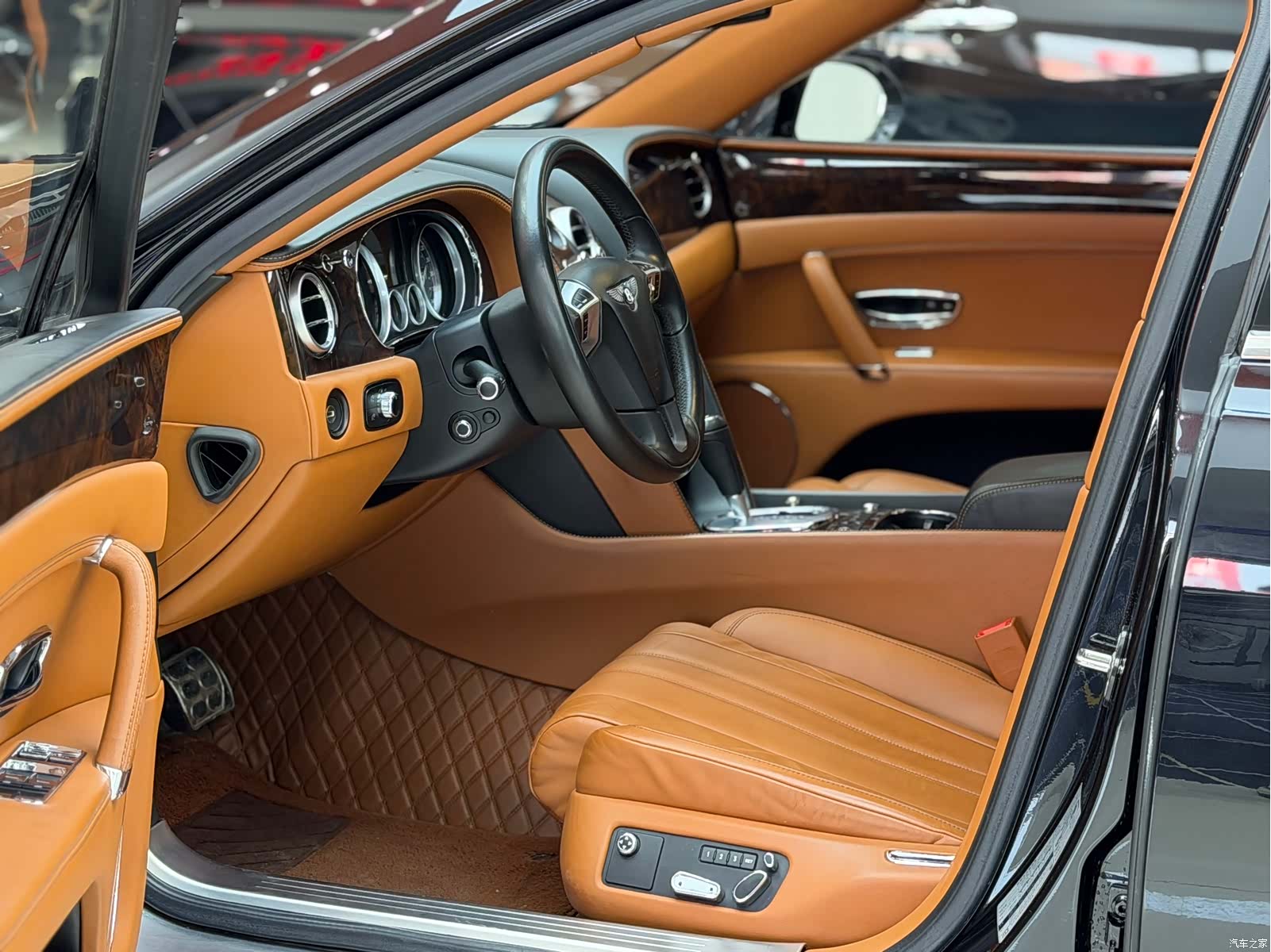 Bentley Flying Spur, 2016 6