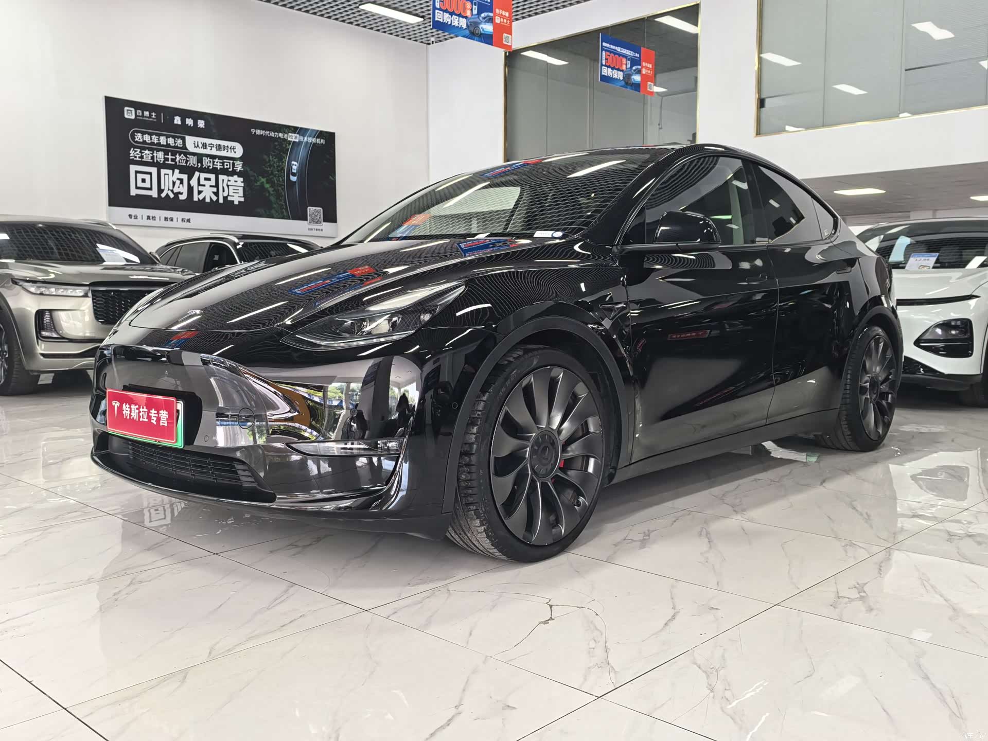 Tesla Model Y, 2022 1