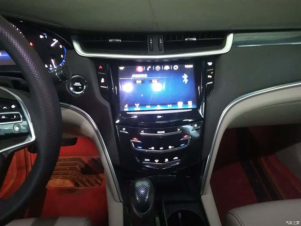 Cadillac XTS, 2014 13