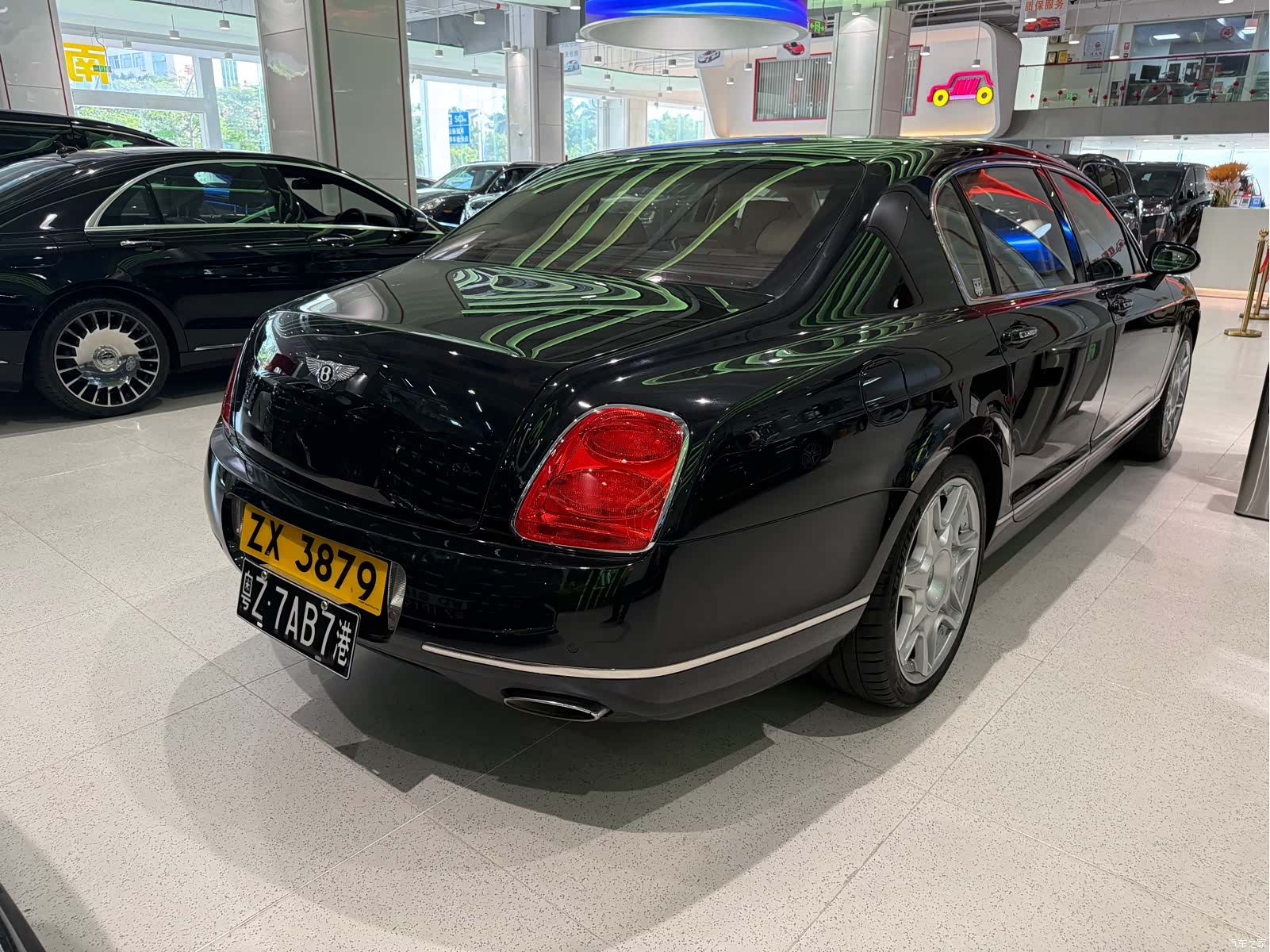 Bentley Flying Spur, 2010 13
