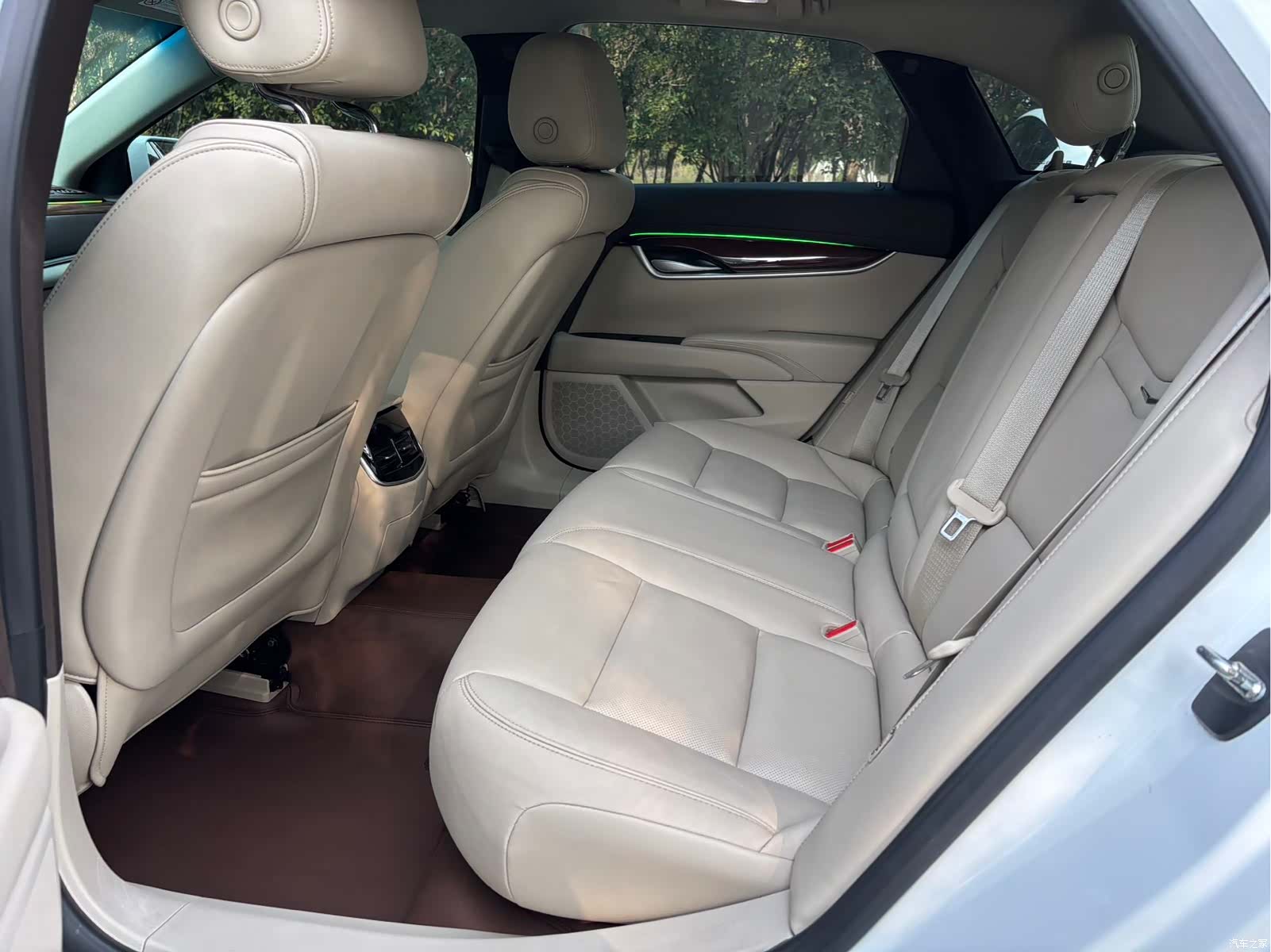 Cadillac XTS, 2017 9