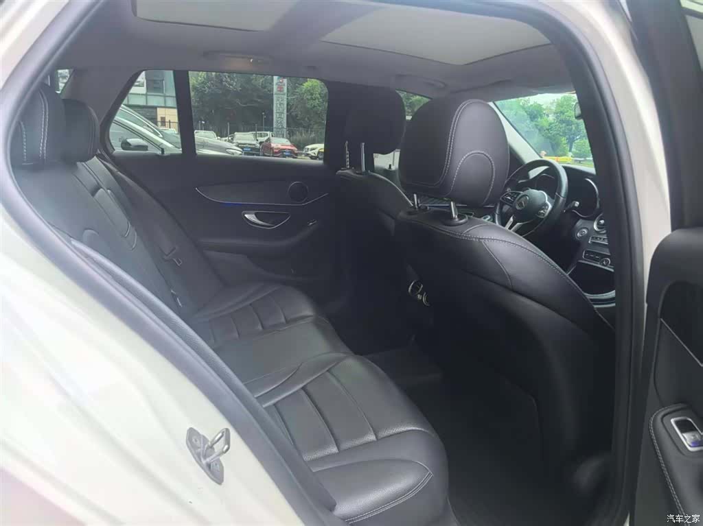 Mercedes-Benz C-Class, 2020 17