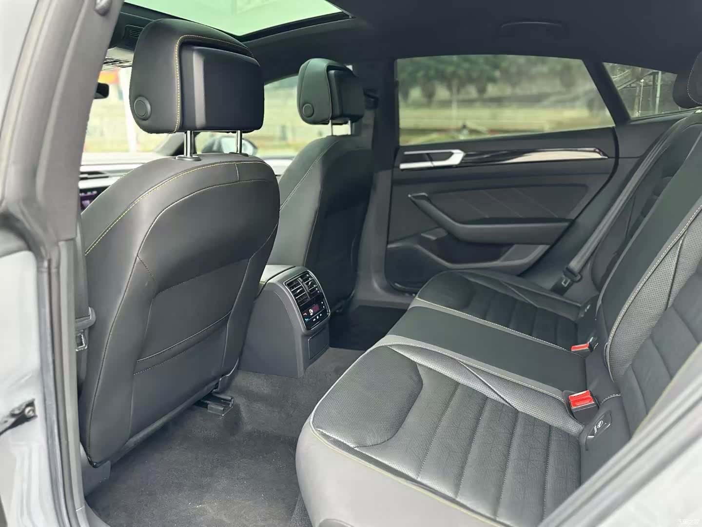 Volkswagen CC, 2022 6