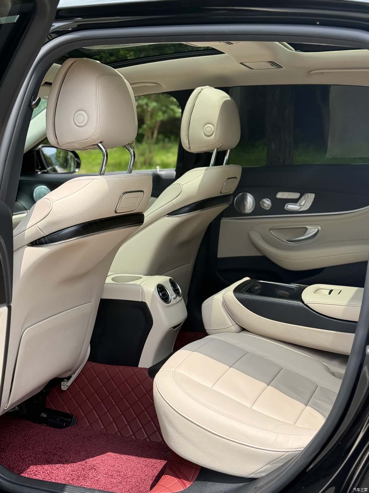 Mercedes-Benz E-Class, 2018 6