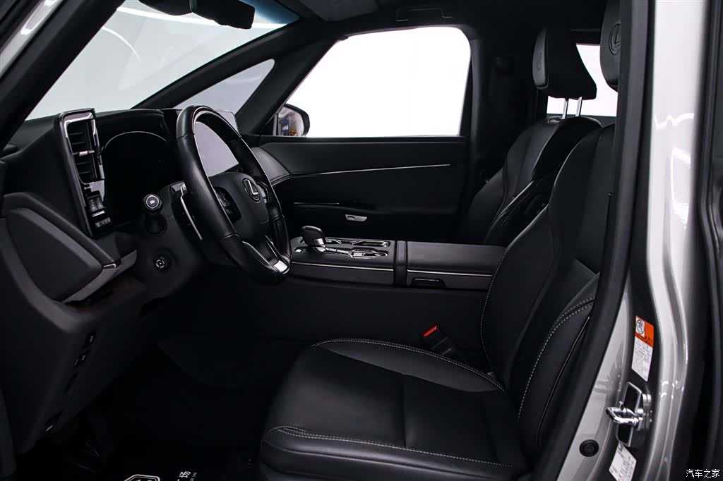 Lexus LM, 2024 12