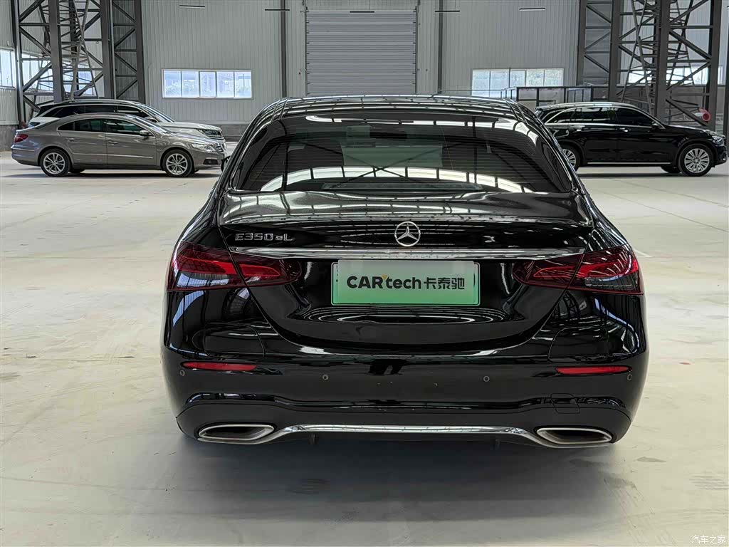Mercedes-Benz E-Class, 2022 4