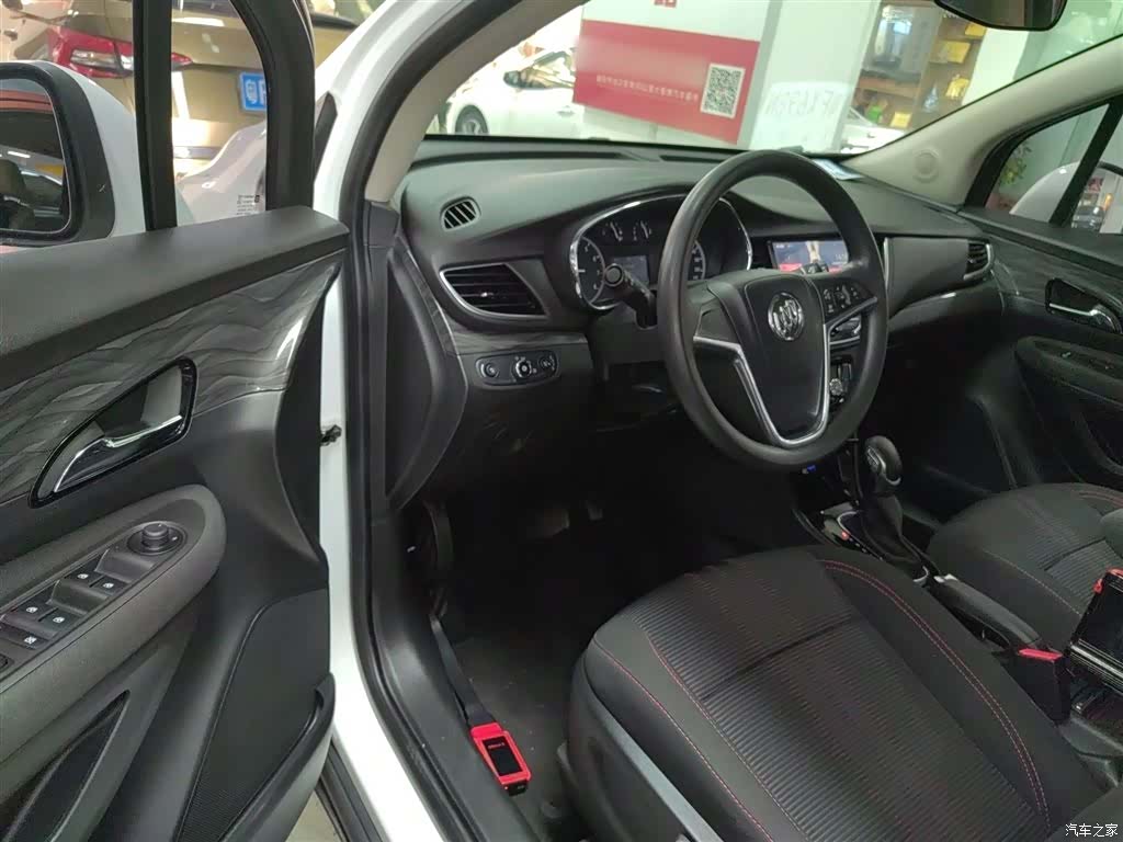Buick Encore, 2017 12
