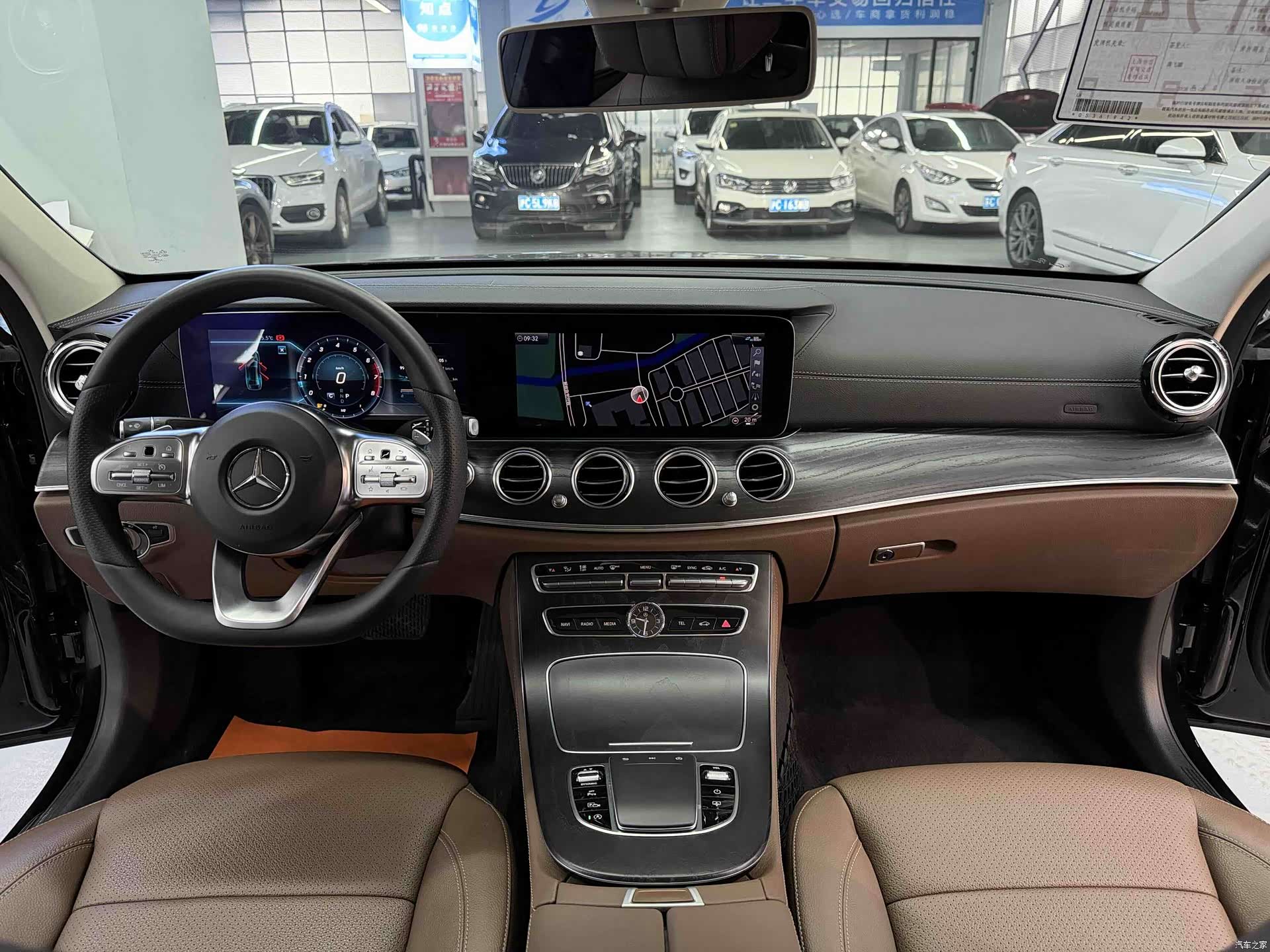 Mercedes-Benz E-Class, 2019 16