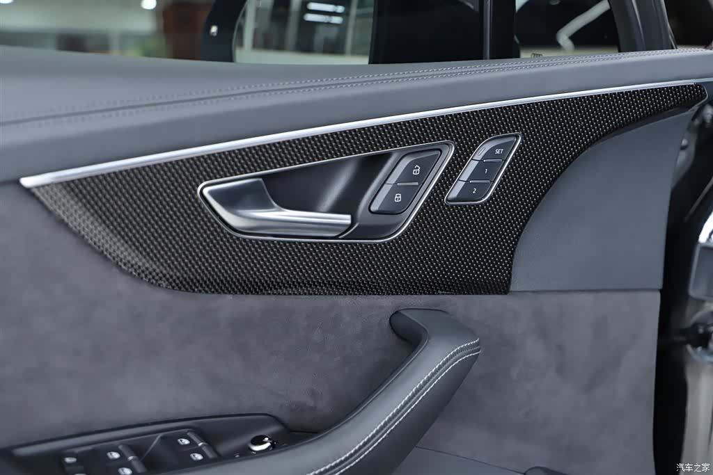 Audi Q7, 2024 19