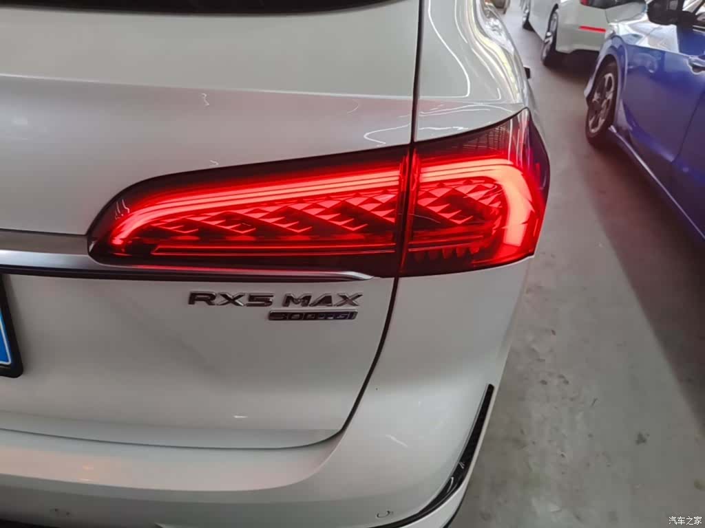 Roewe RX5, 2023 8