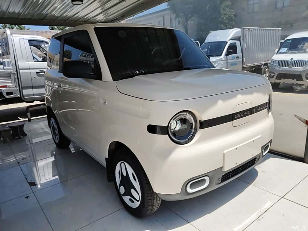 Geely Panda, 2025 4