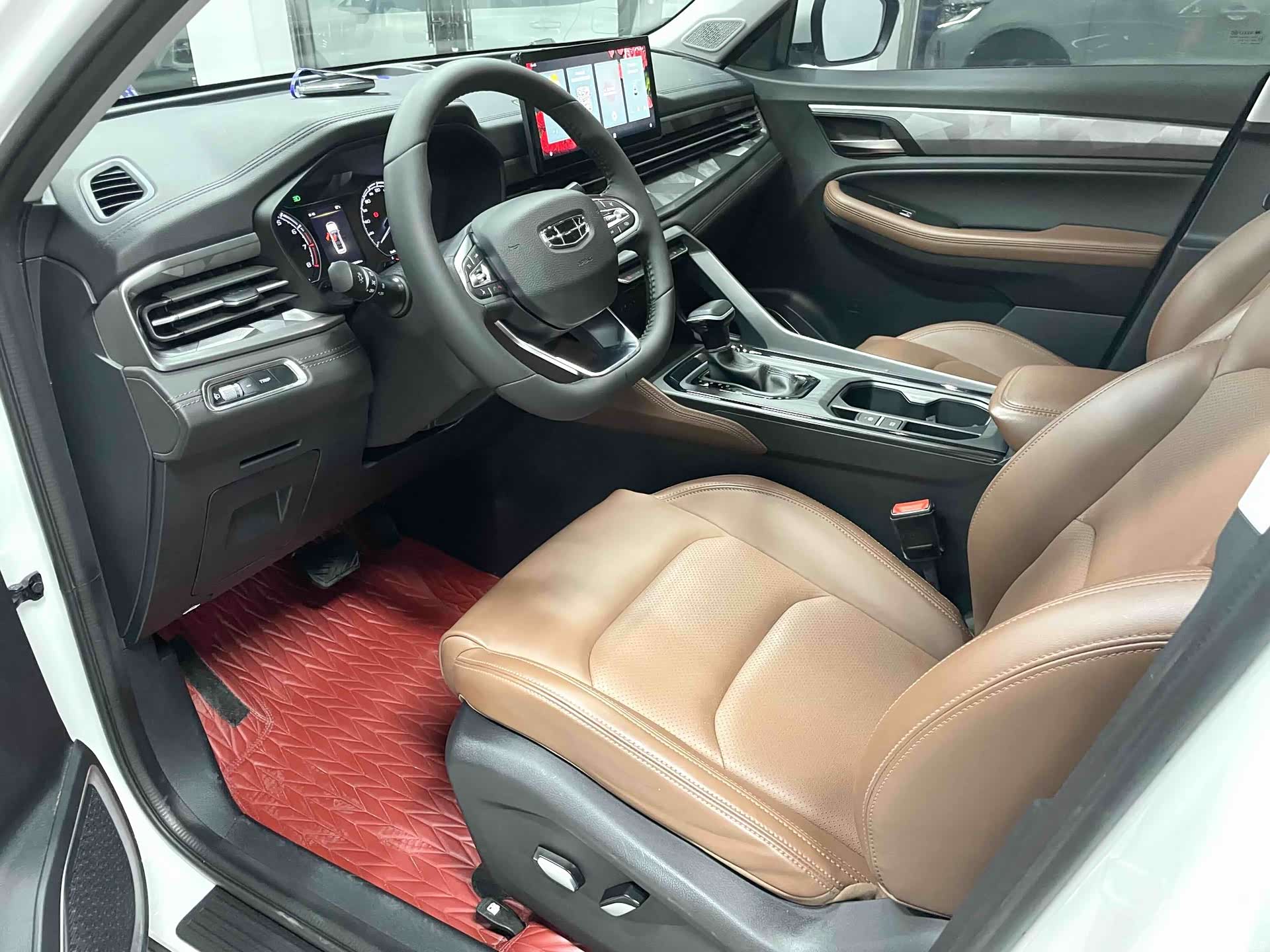 Geely X6, 2022 7