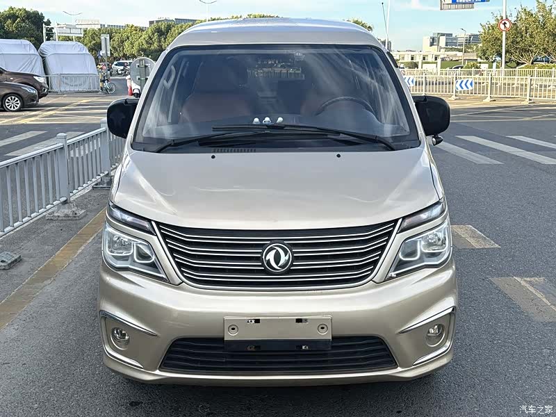 DongFeng M5, 2019 2