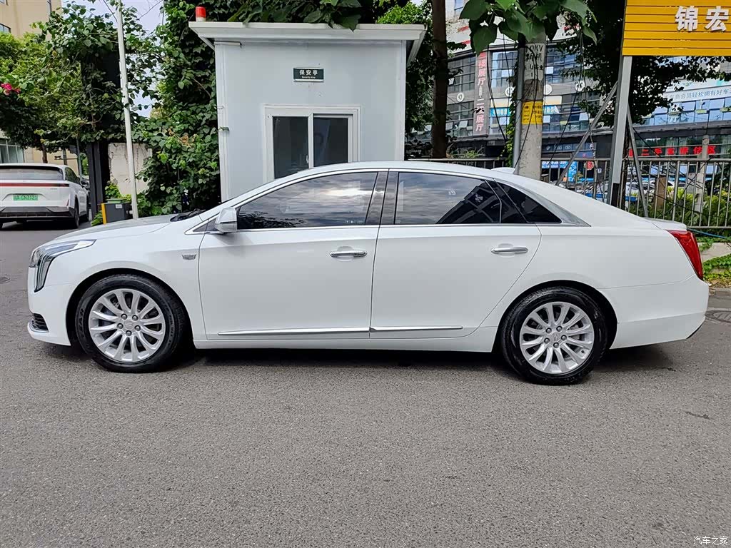 Cadillac XTS, 2018 3