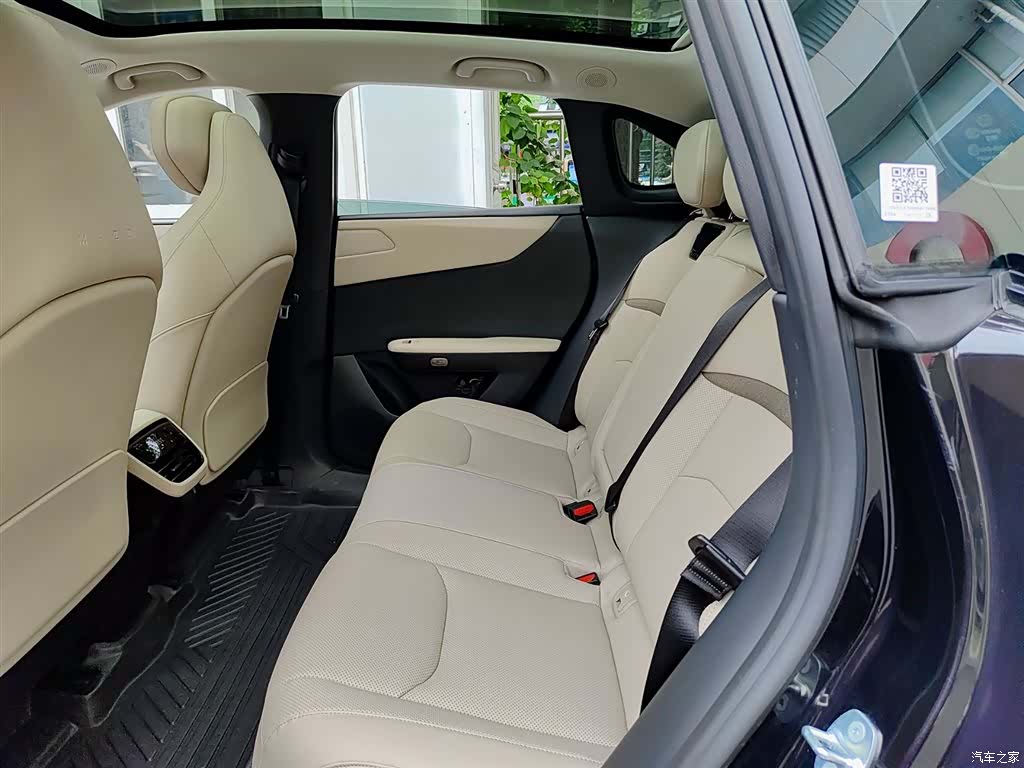 Mazda EZ-60, 2026 8