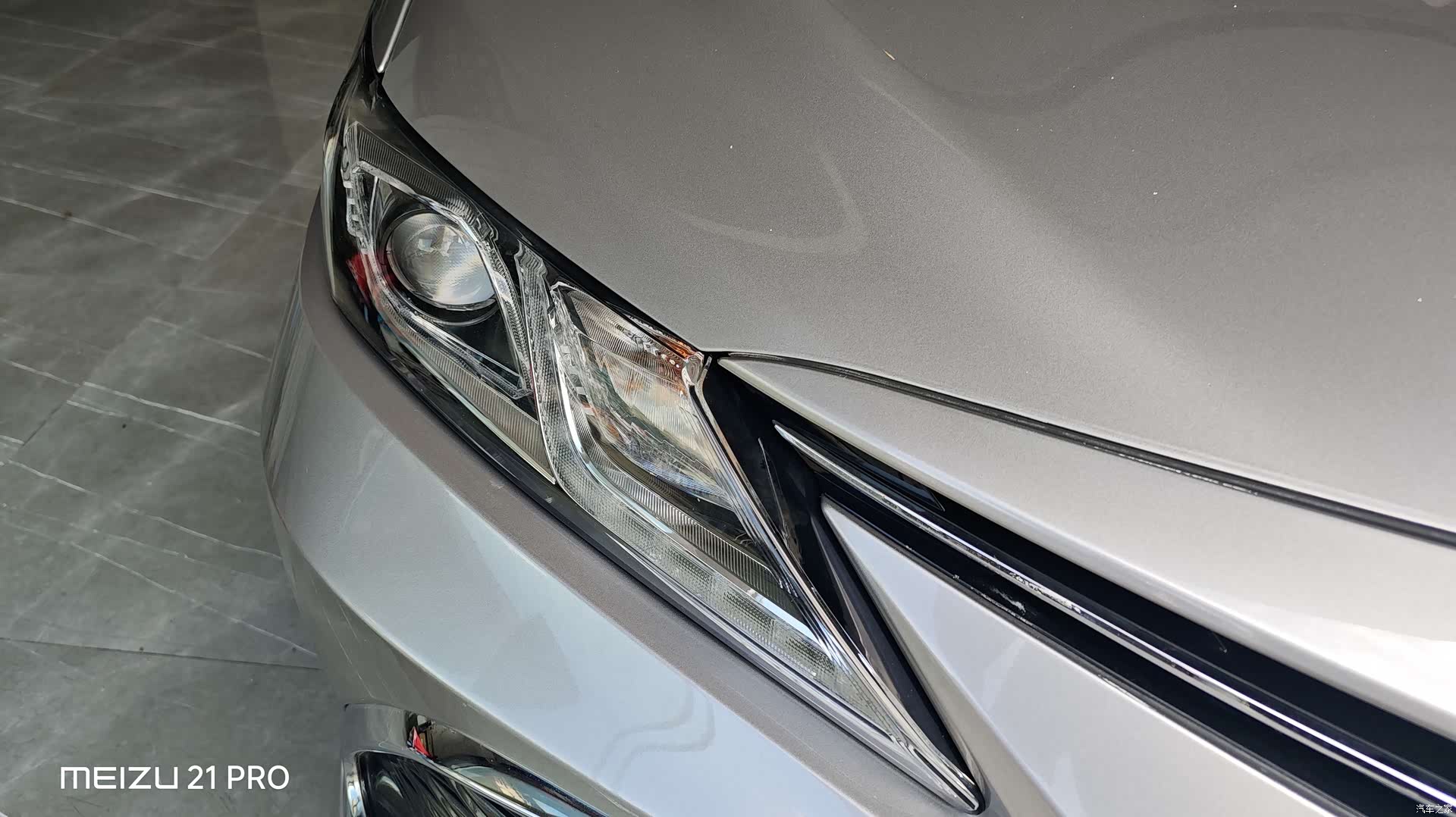 Toyota Camry, 2022 12