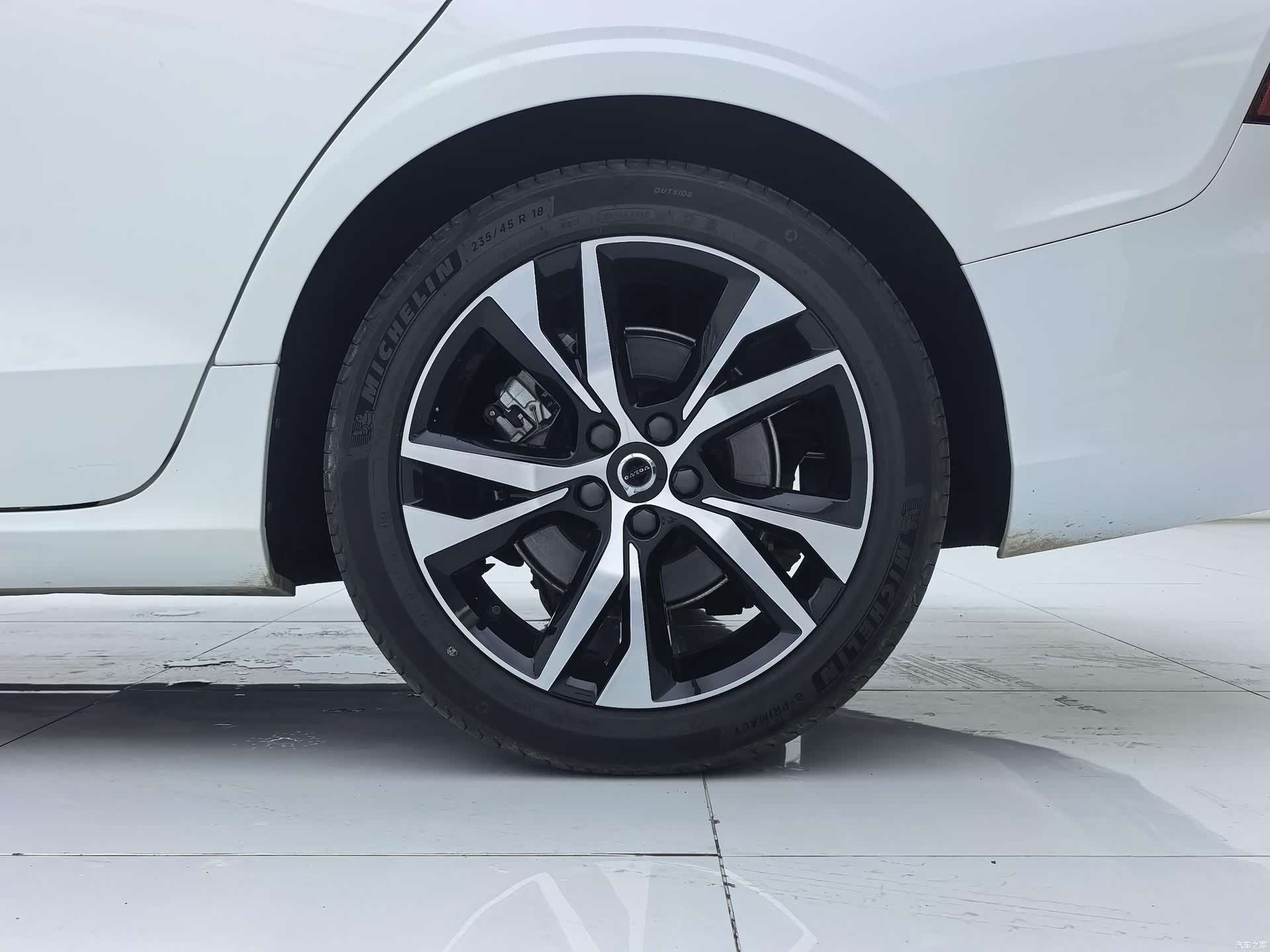 Volvo S60, 2025 24
