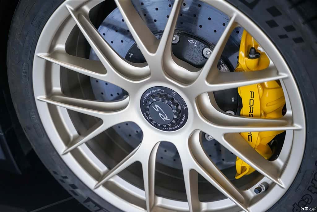 Porsche 911, 2019 12