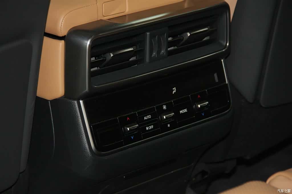 Lexus LX, 2023 24