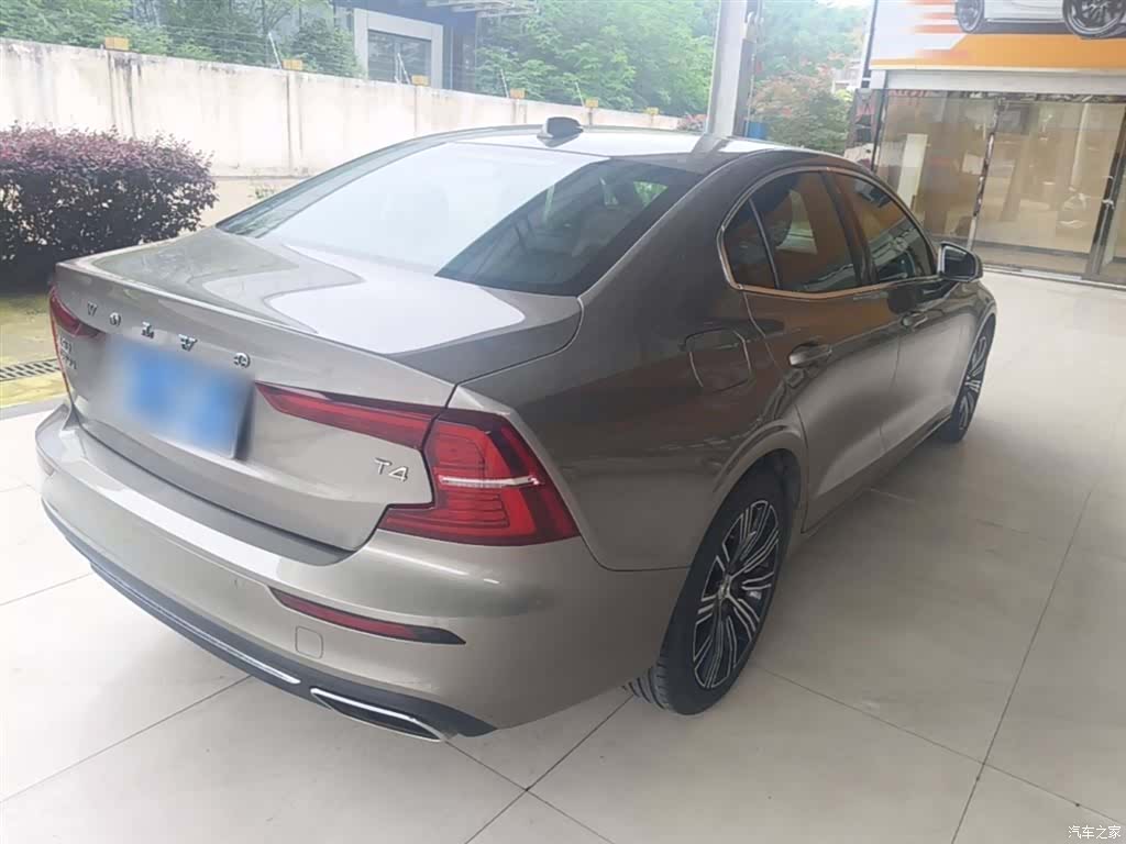 Volvo S60, 2021 7