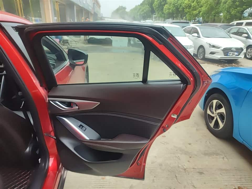 Mazda CX-4
