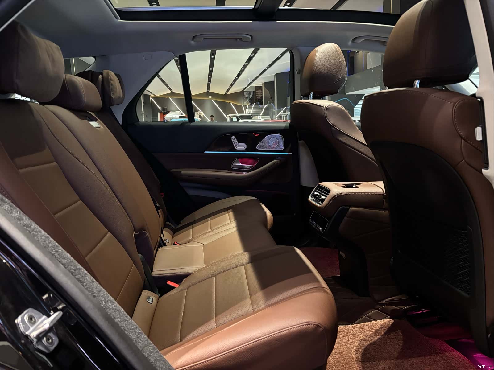 Mercedes-Benz GLE, 2024 17