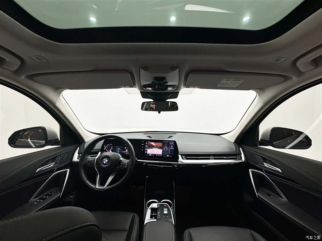 BMW X1, 2023 10
