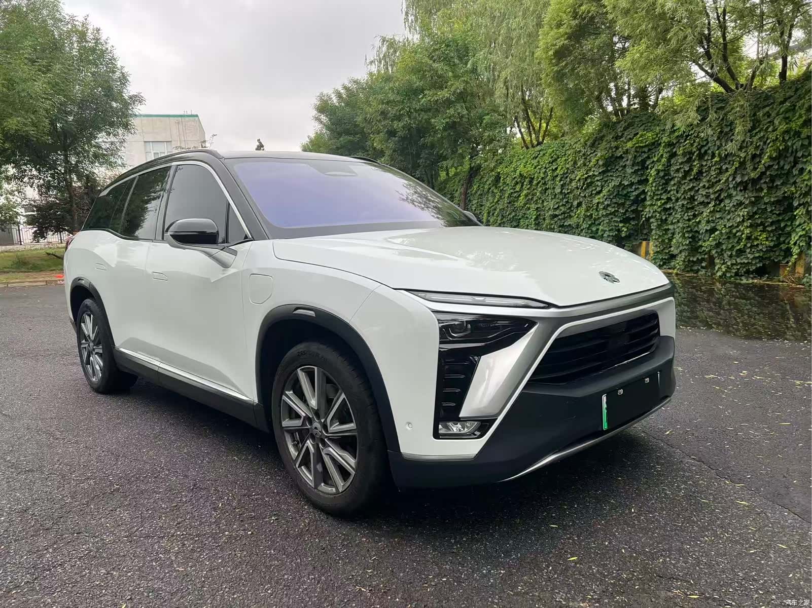 NIO ES8, 2021 3