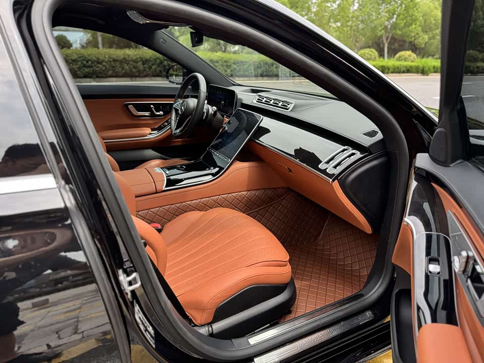 Mercedes-Benz S-class Mercedes-Benz S-class