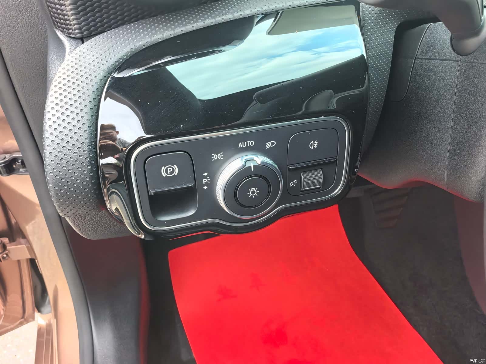 Mercedes-Benz A-Class, 2020 14