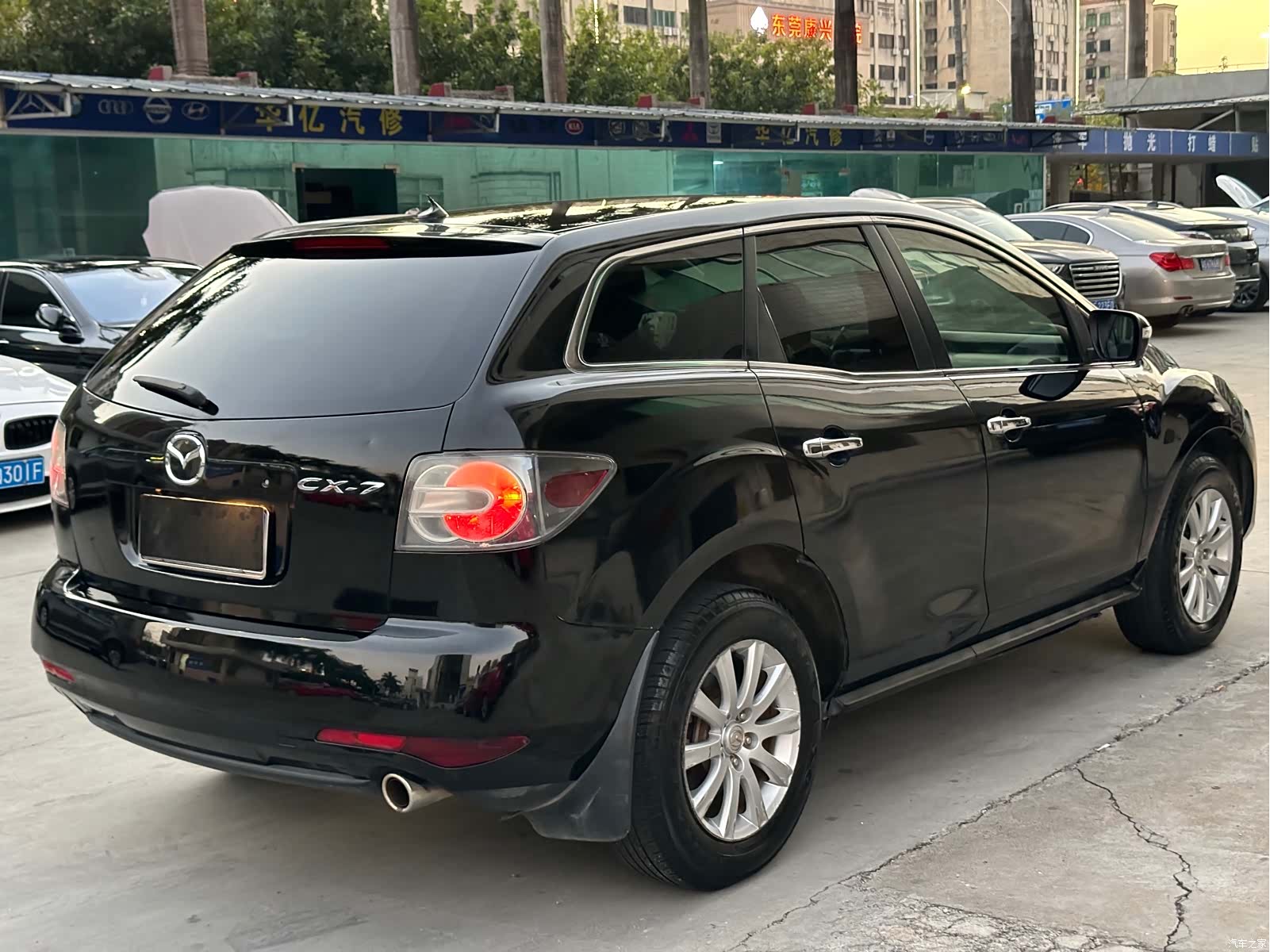 Mazda CX-7, 2011 9