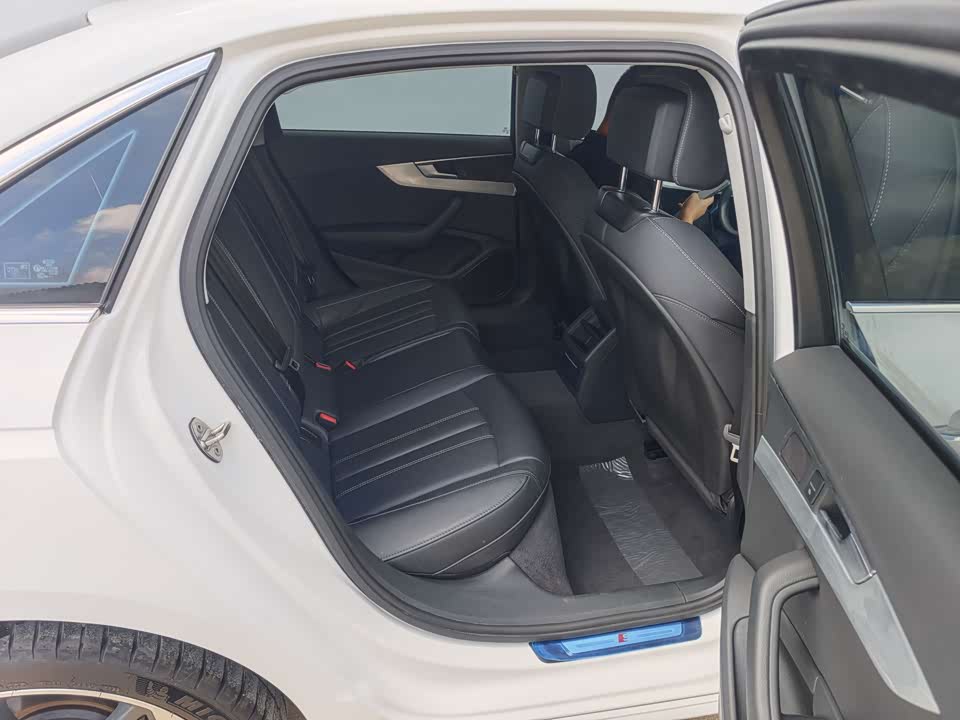 Audi A4L Audi A4L