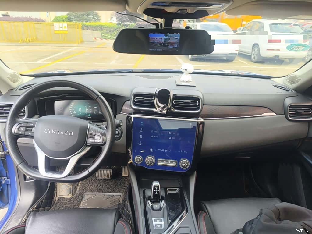 Lynk & Co 01, 2019 10