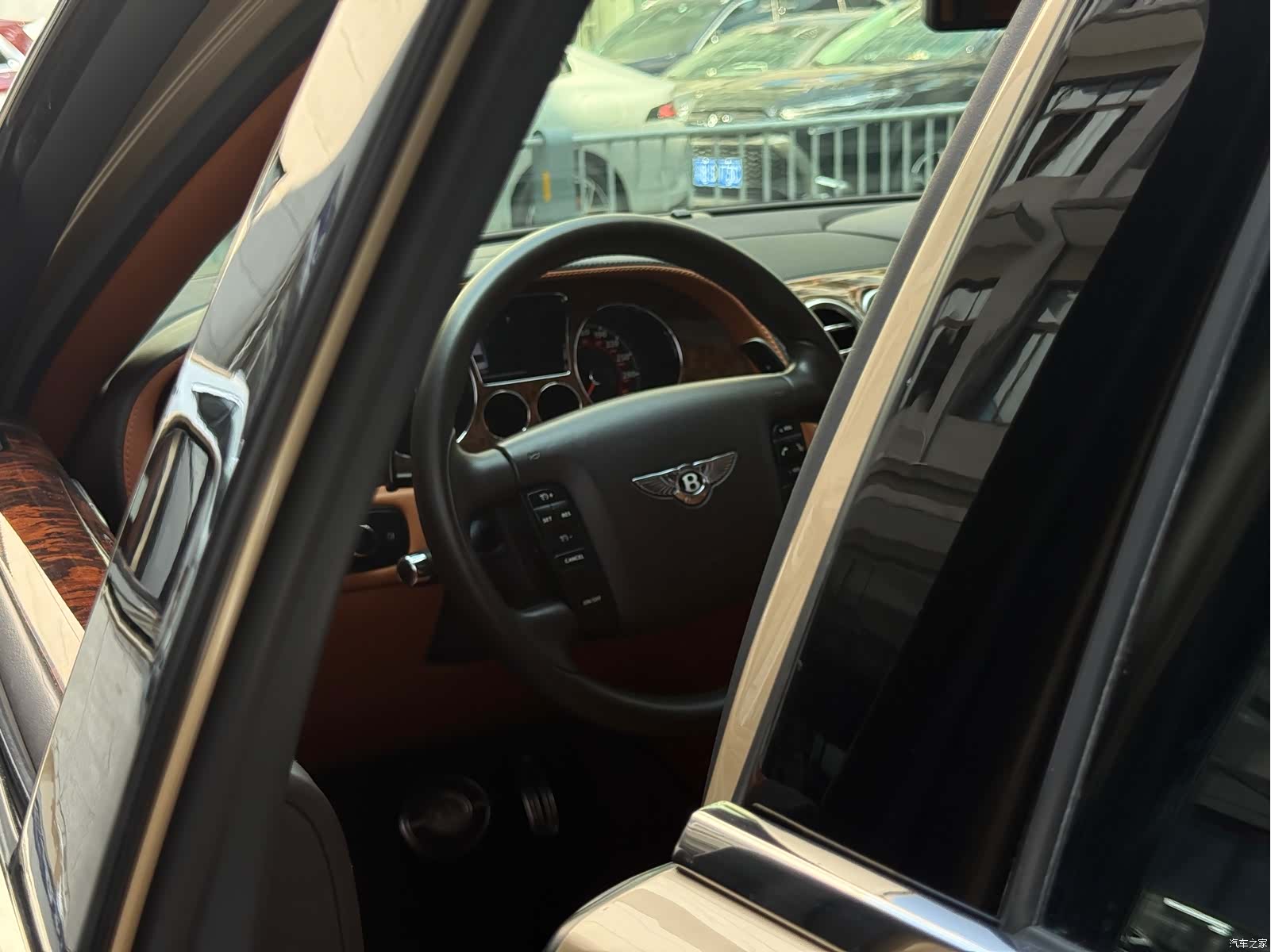 Bentley Flying Spur, 2012 20