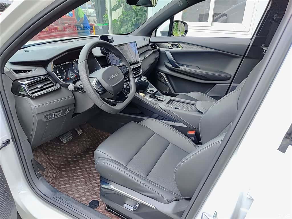 Lynk & Co 02, 2024 7