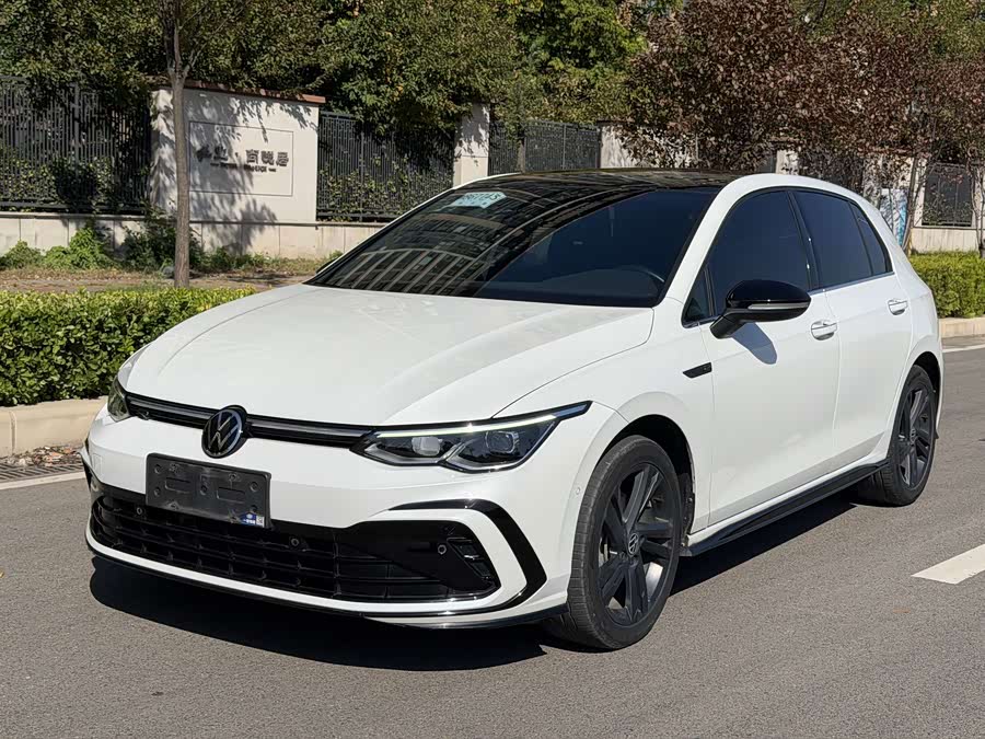 Volkswagen Golf 2022, фото 1