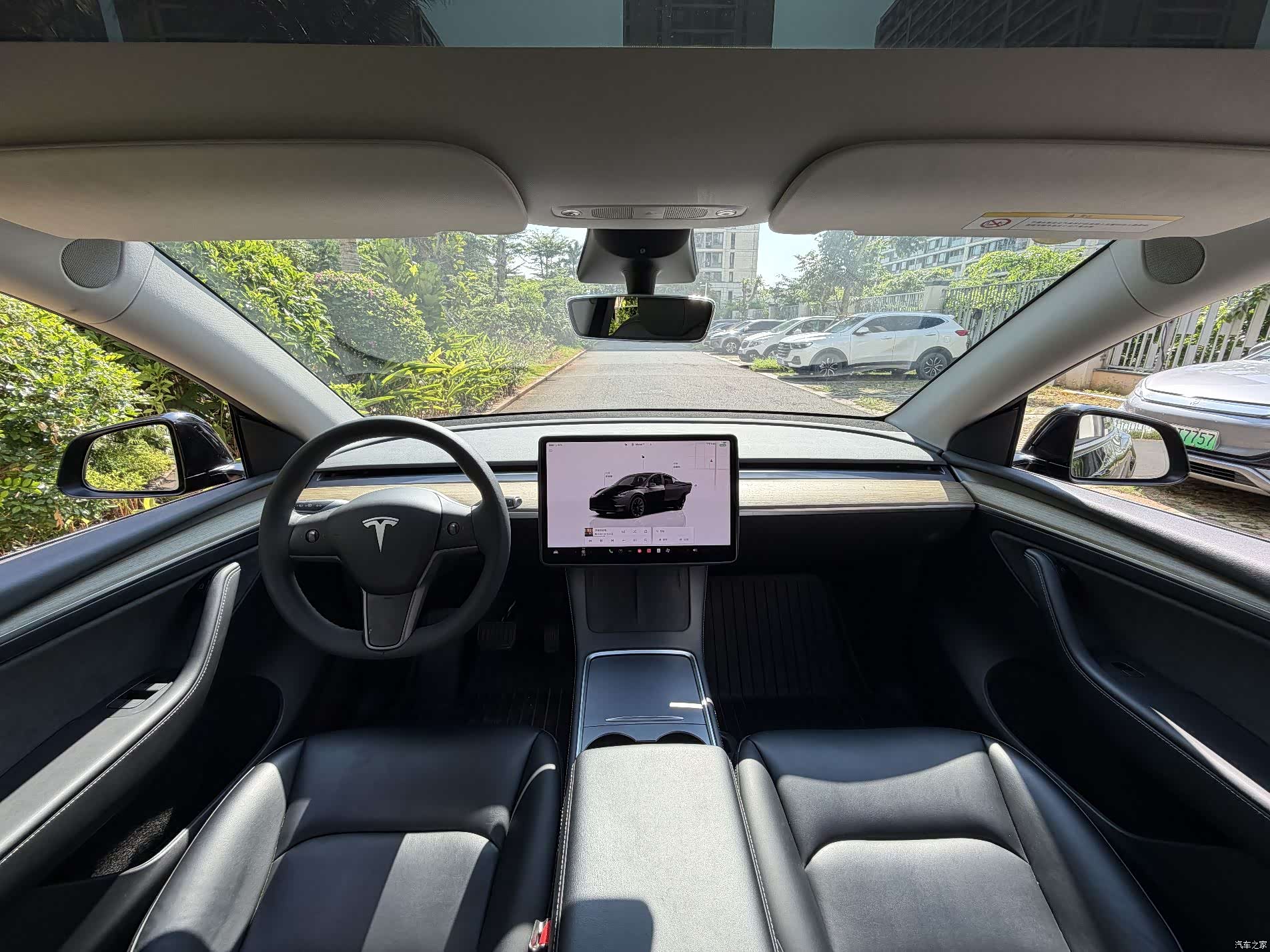 Tesla Model Y, 2022 4