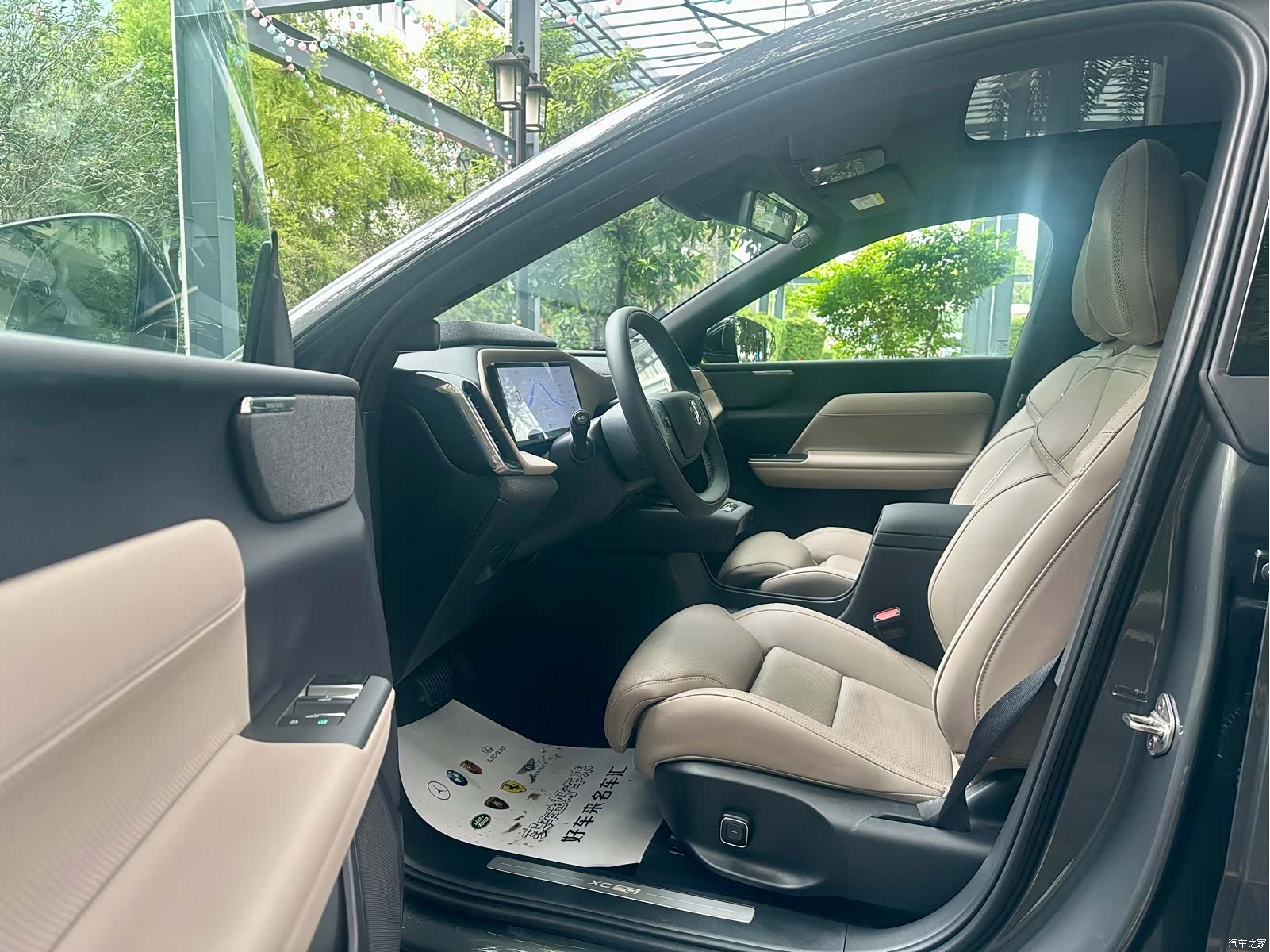 Volvo XC70, 2025 все фото