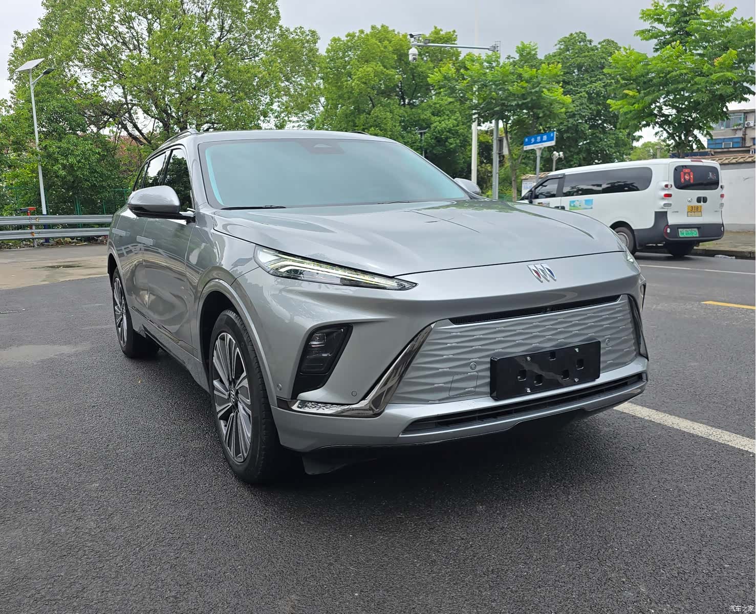 Buick E5, 2023 4