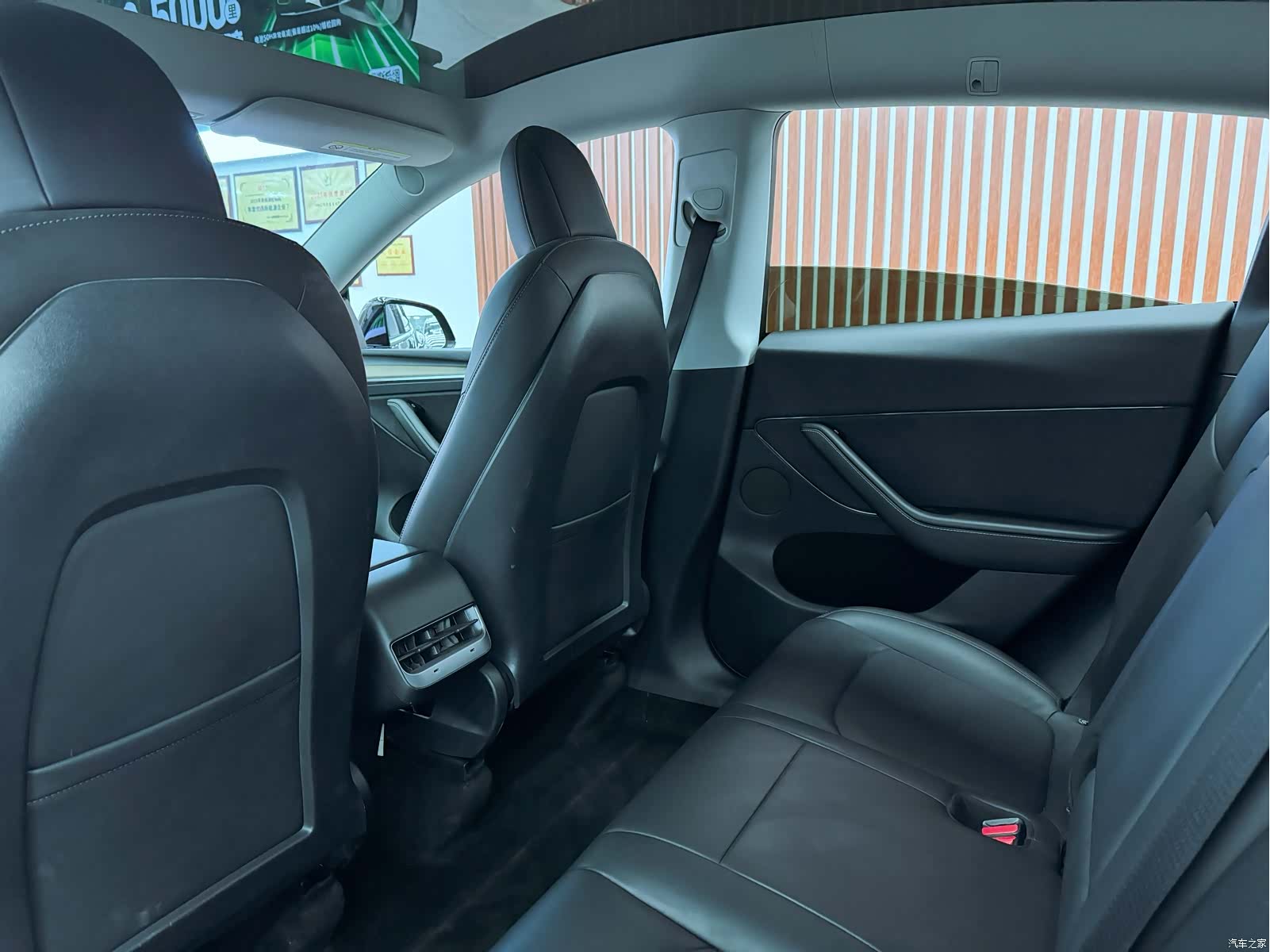 Tesla Model Y, 2021 9