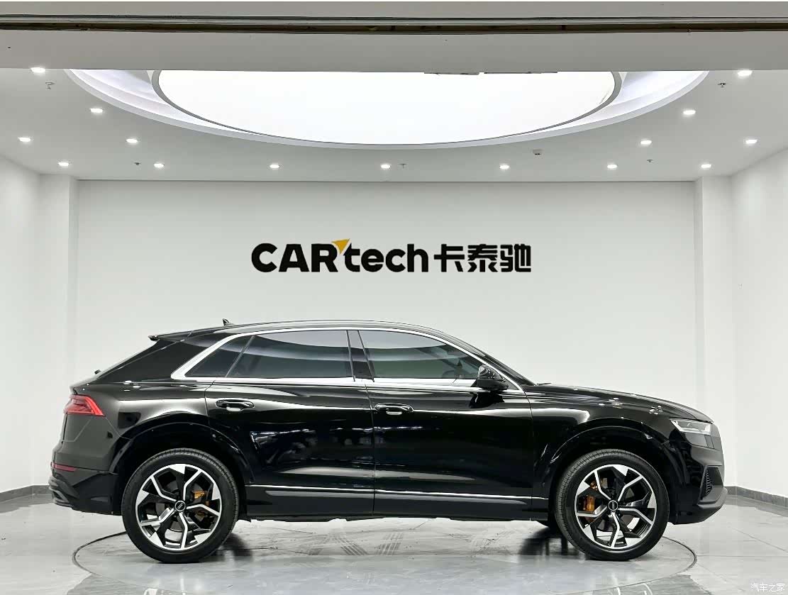Audi Q8, 2025 3