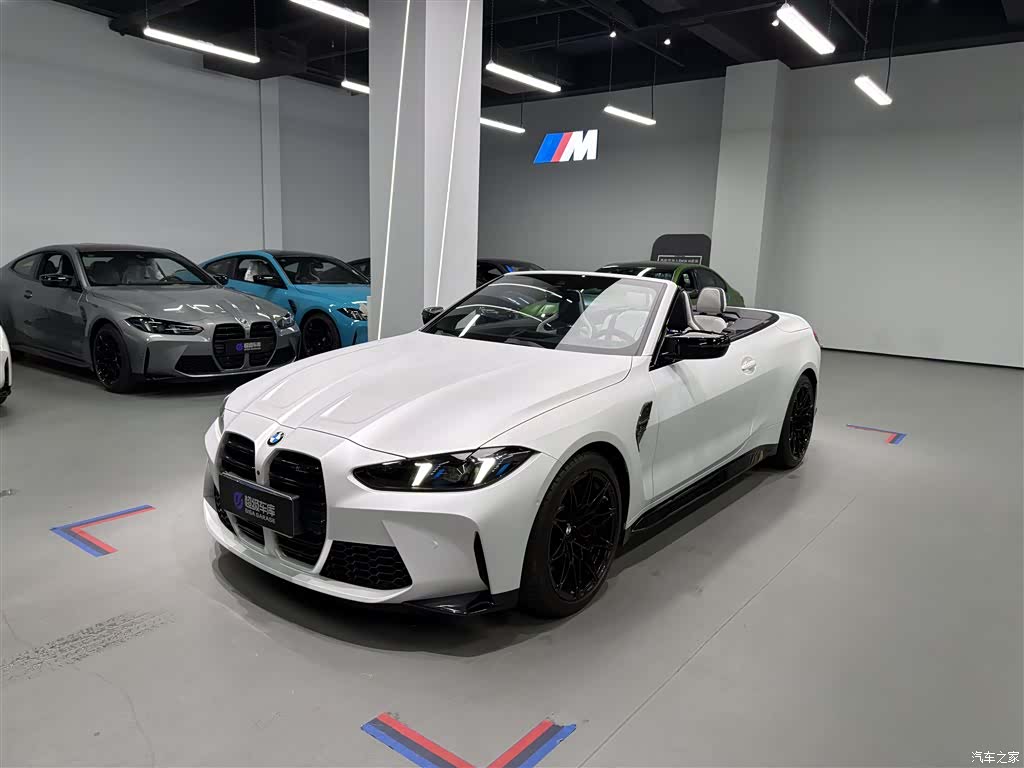 BMW M4, 2025 1
