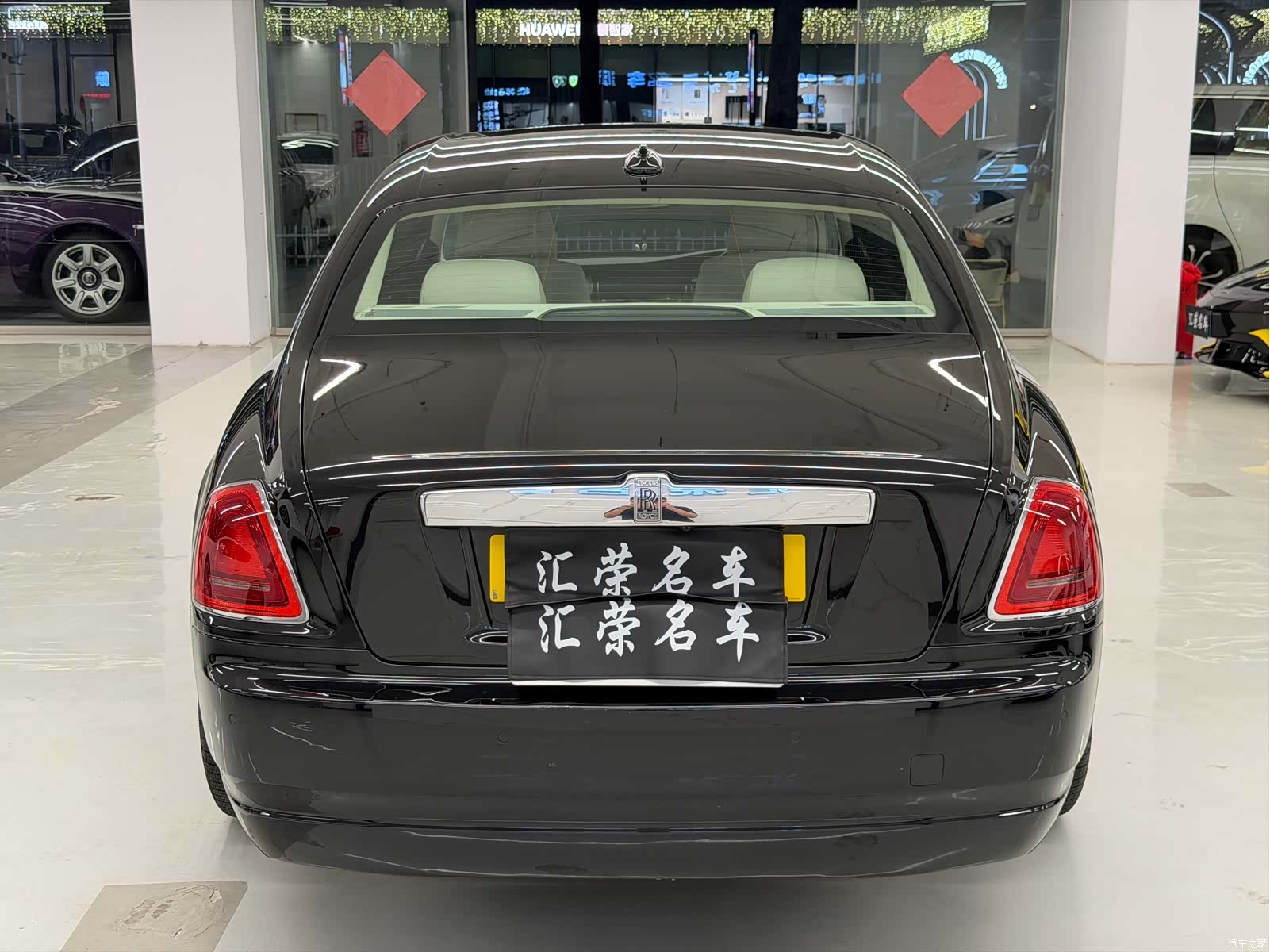 Rolls-Royce Ghost, 2014 22