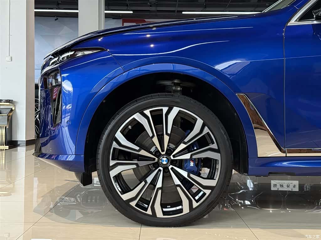 BMW X7, 2026 6