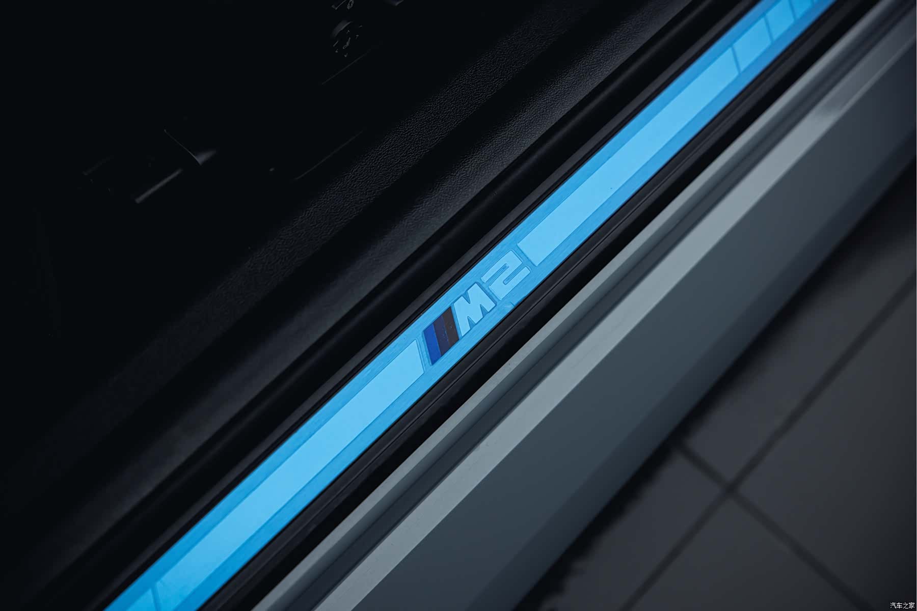BMW M2, 2026 27